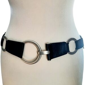 SUZI ROHER Black Leather Elastic & Silver Metal Rings Hook Closure Belt Sz L